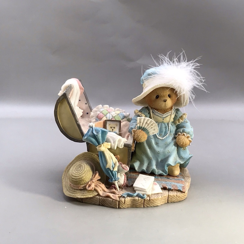 Cherished Teddies Kaitlyn "Old Treasures New Memories" 1997